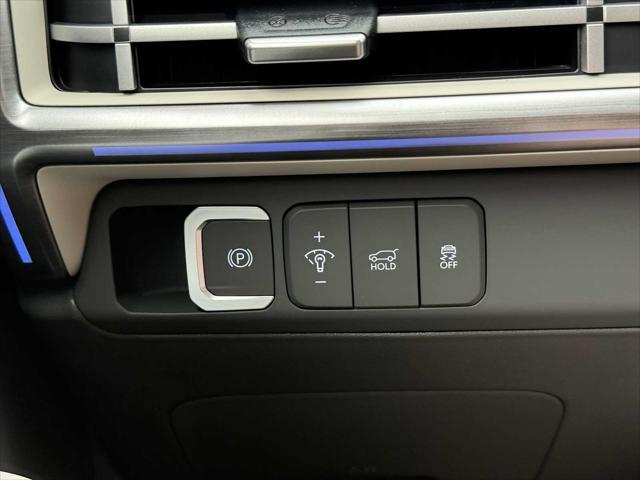 new 2025 Hyundai Santa Fe car, priced at $47,105
