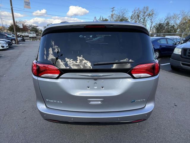 used 2018 Chrysler Pacifica Hybrid car, priced at $17,805