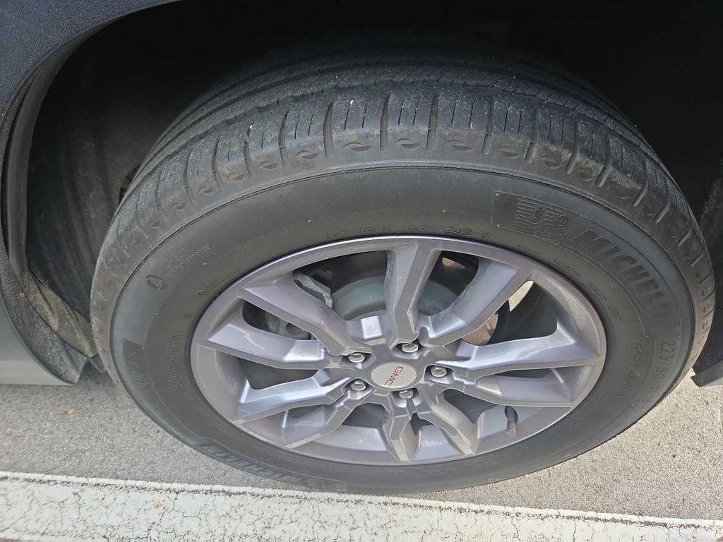 used 2023 GMC Terrain car, priced at $26,988