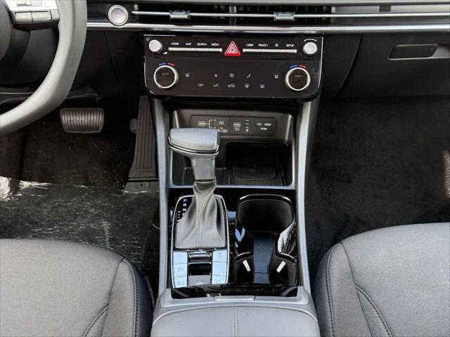 new 2025 Hyundai Tucson car, priced at $32,003