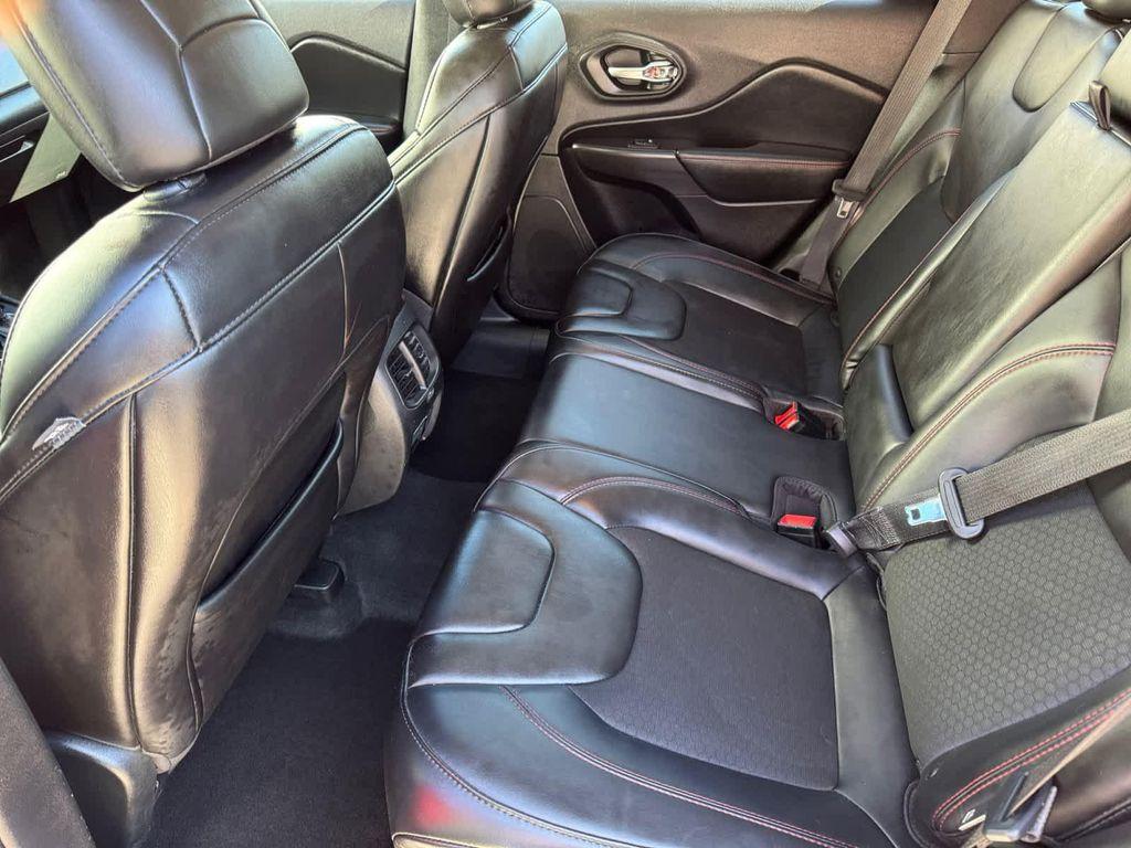 used 2019 Jeep Cherokee car, priced at $16,326