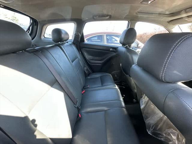 used 2004 Toyota Matrix car, priced at $1,500