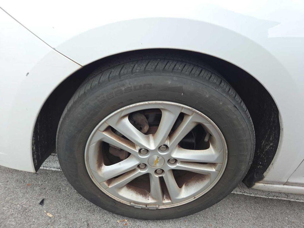 used 2016 Chevrolet Cruze car, priced at $8,999