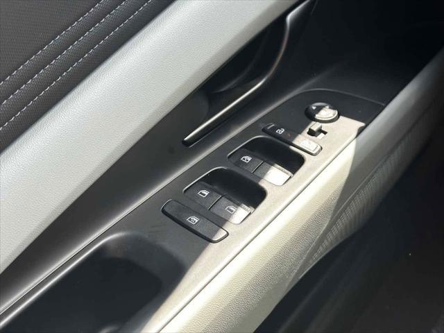 new 2025 Hyundai Elantra car, priced at $30,633