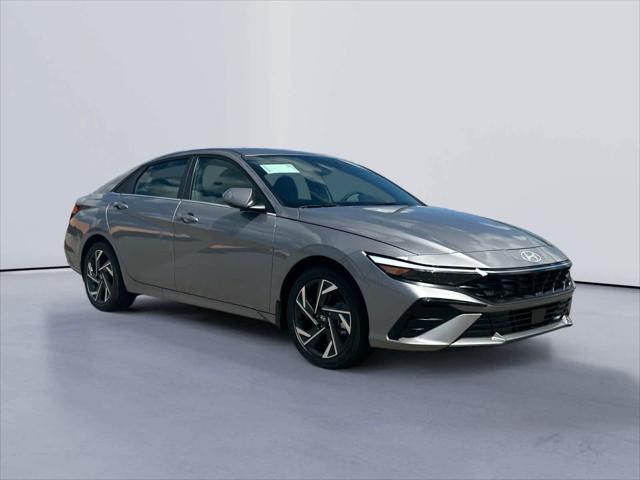 new 2025 Hyundai Elantra car, priced at $30,633