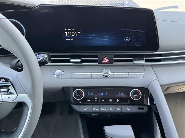 new 2025 Hyundai Elantra car, priced at $26,633