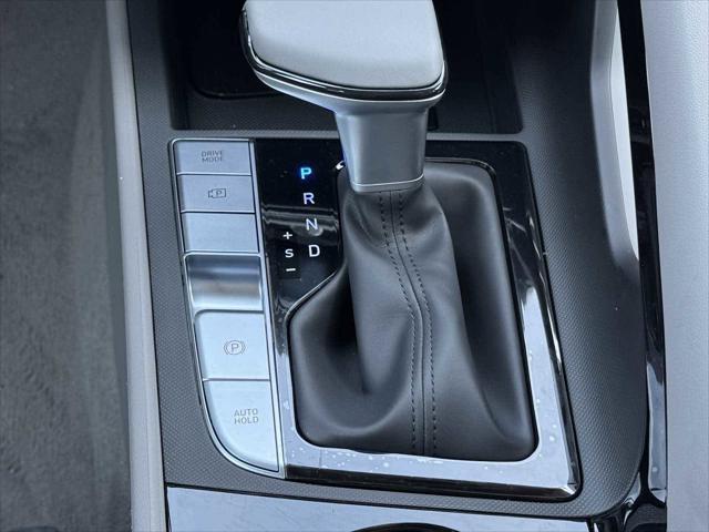 new 2025 Hyundai Elantra car, priced at $26,633