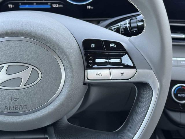 new 2025 Hyundai Elantra car, priced at $26,633