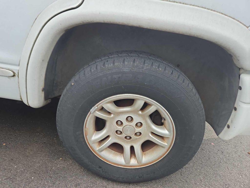 used 2003 Dodge Durango car, priced at $5,999