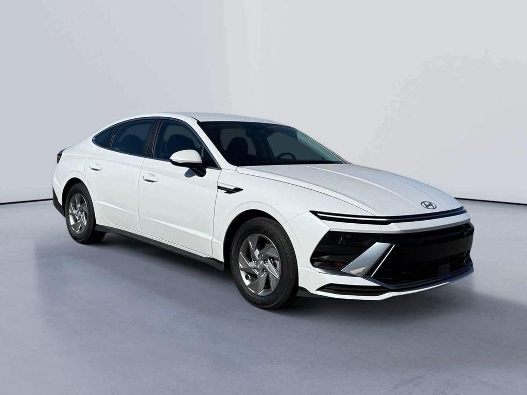 new 2025 Hyundai Sonata car, priced at $27,652