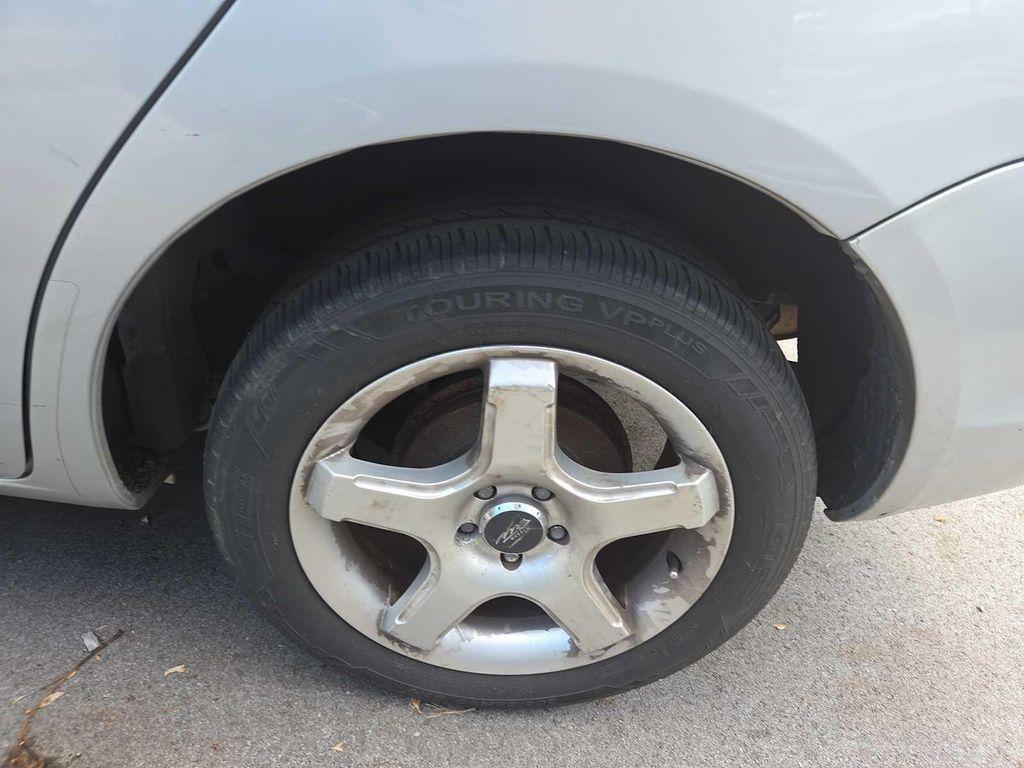 used 2007 Toyota Matrix car, priced at $7,999