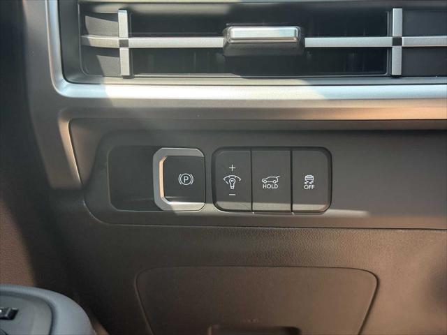new 2025 Hyundai Santa Fe car, priced at $38,971