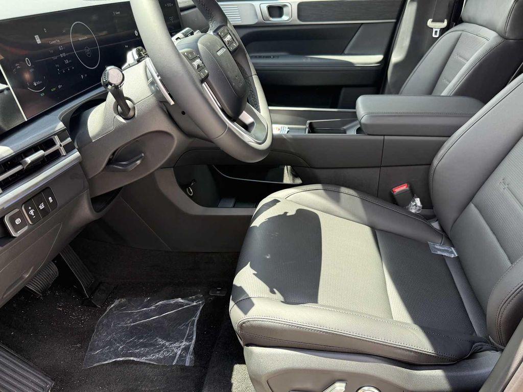 new 2025 Hyundai Santa Fe car, priced at $45,754