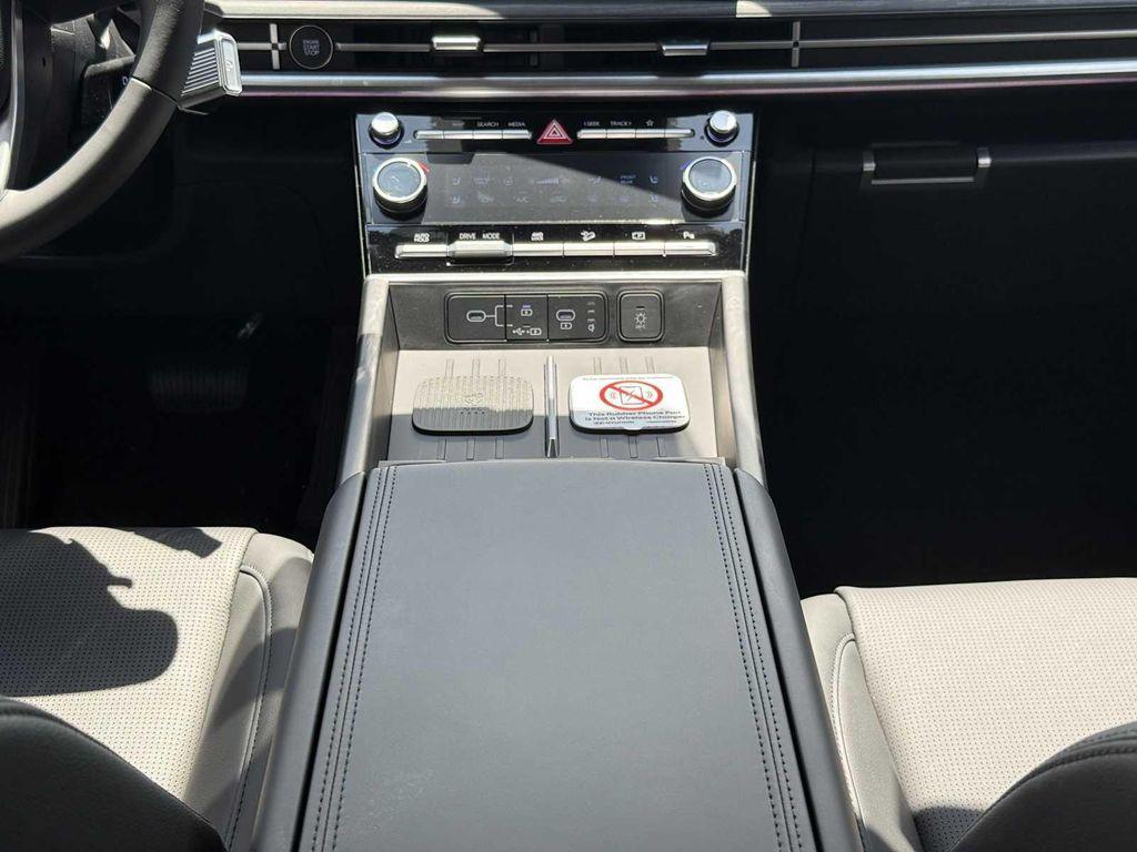 new 2025 Hyundai Santa Fe car, priced at $45,754
