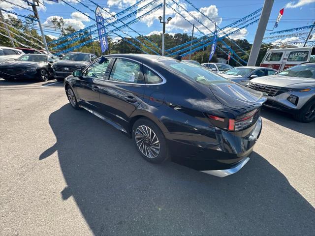 new 2024 Hyundai Sonata Hybrid car, priced at $32,530