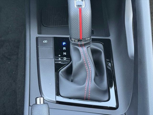 new 2025 Hyundai Elantra car, priced at $30,152