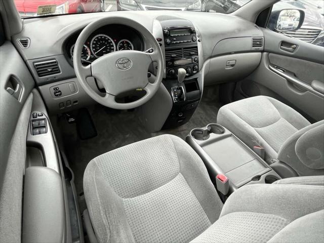 used 2006 Toyota Sienna car, priced at $3,108