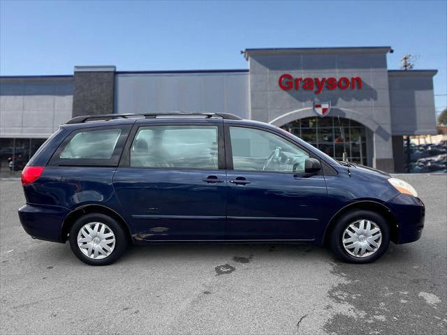 used 2006 Toyota Sienna car, priced at $3,108