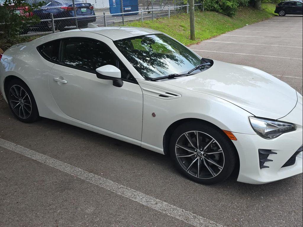 used 2017 Toyota 86 car, priced at $20,000