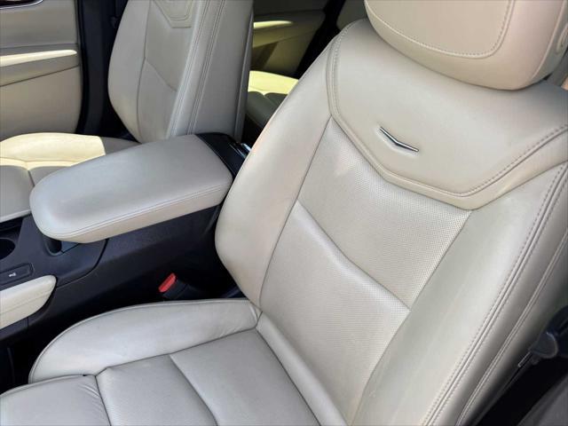 used 2017 Cadillac XT5 car, priced at $19,999