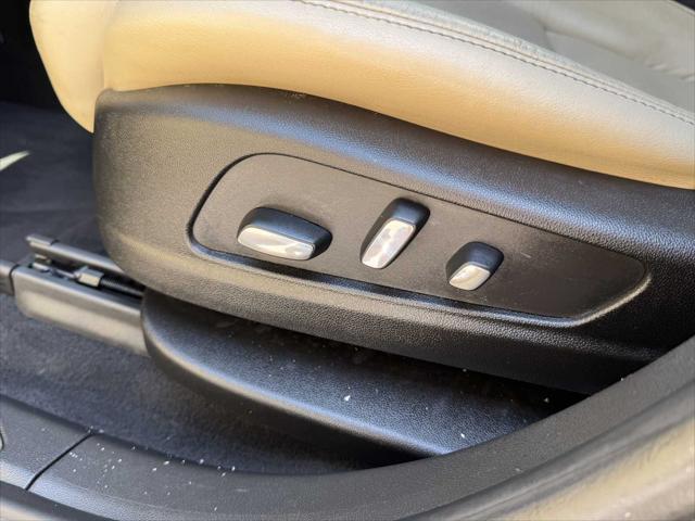 used 2017 Cadillac XT5 car, priced at $19,999