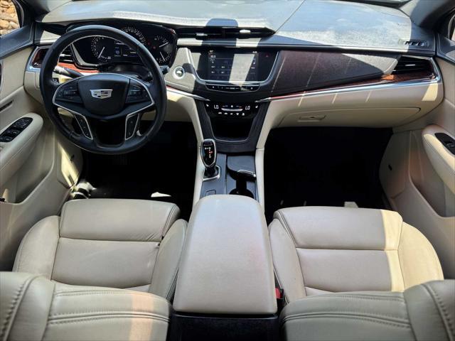 used 2017 Cadillac XT5 car, priced at $19,999