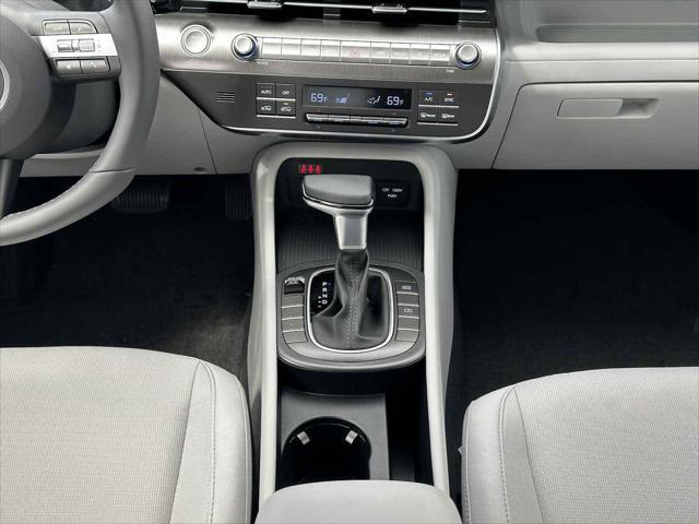 new 2025 Hyundai Kona car, priced at $27,301