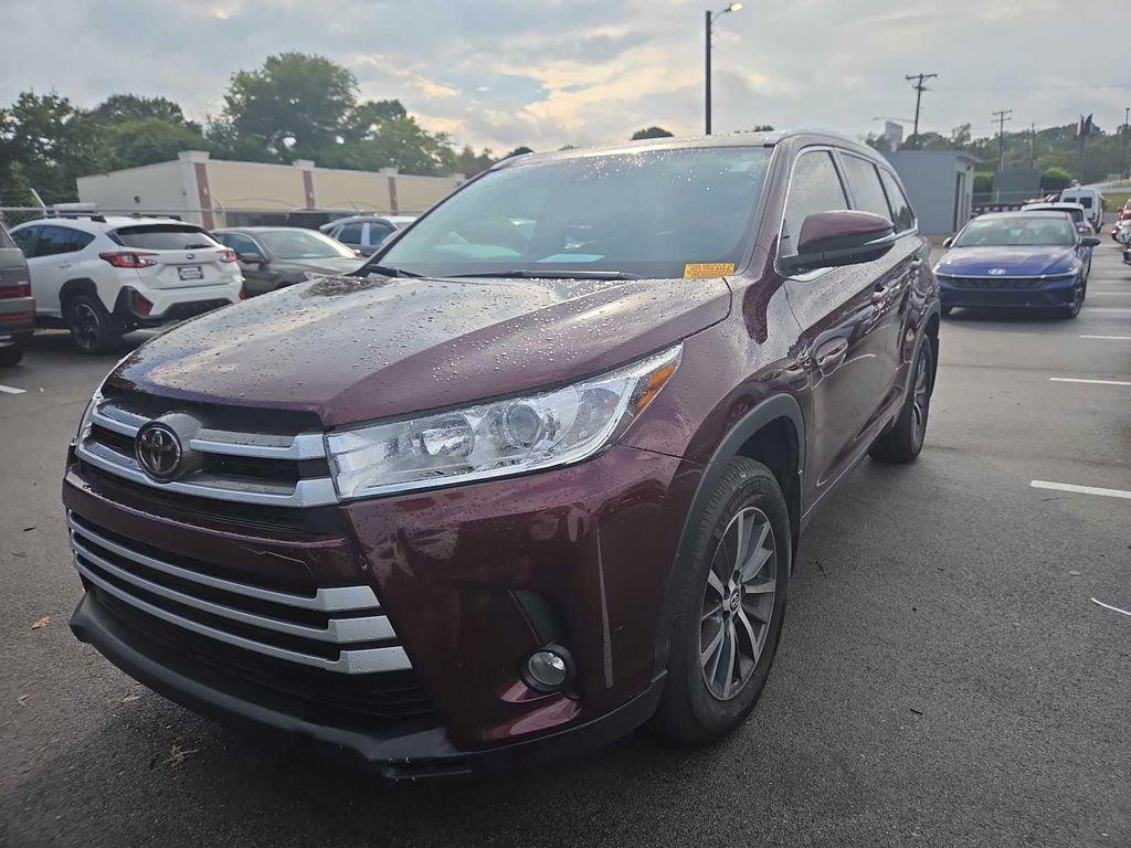 used 2018 Toyota Highlander car, priced at $26,999