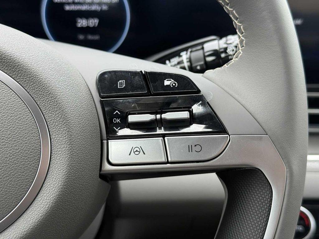 new 2025 Hyundai ELANTRA HEV car, priced at $28,358