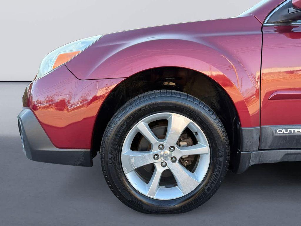 used 2014 Subaru Outback car, priced at $9,999