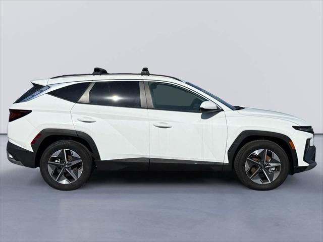 new 2025 Hyundai Tucson car, priced at $32,077