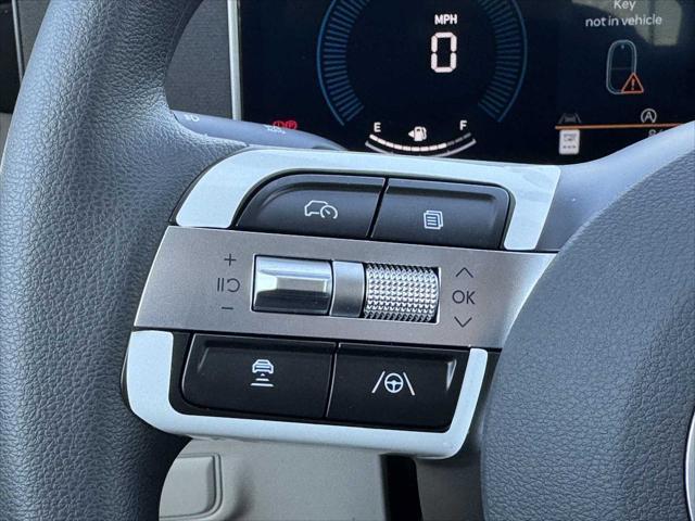 new 2025 Hyundai Tucson car, priced at $32,077