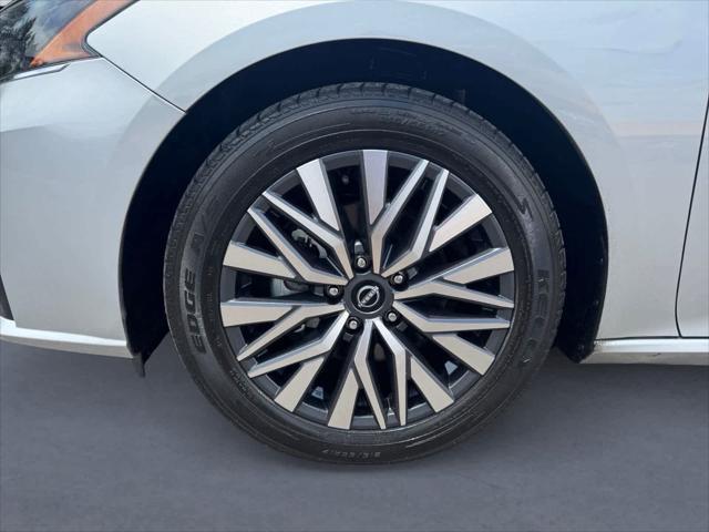 used 2023 Nissan Altima car, priced at $23,127