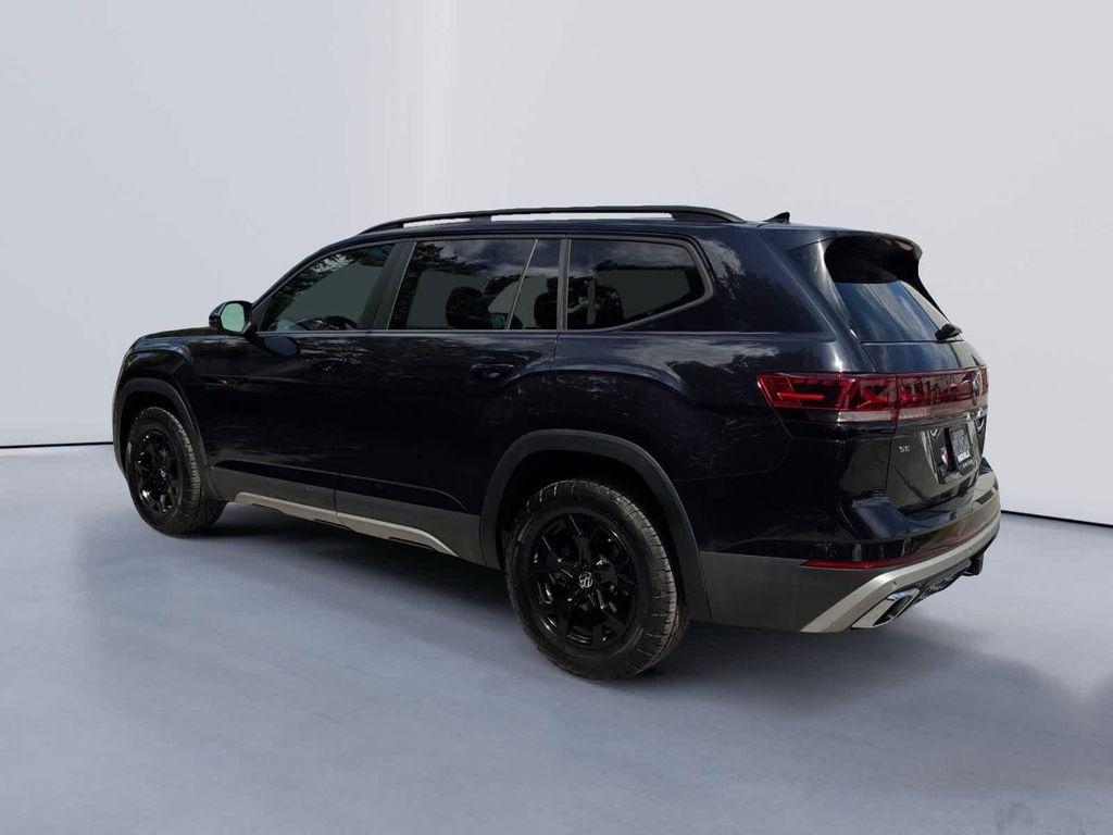 used 2024 Volkswagen Atlas car, priced at $34,228
