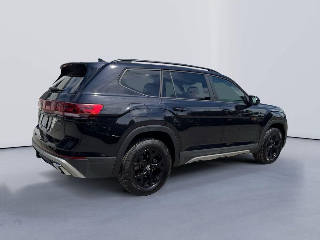 used 2024 Volkswagen Atlas car, priced at $34,228