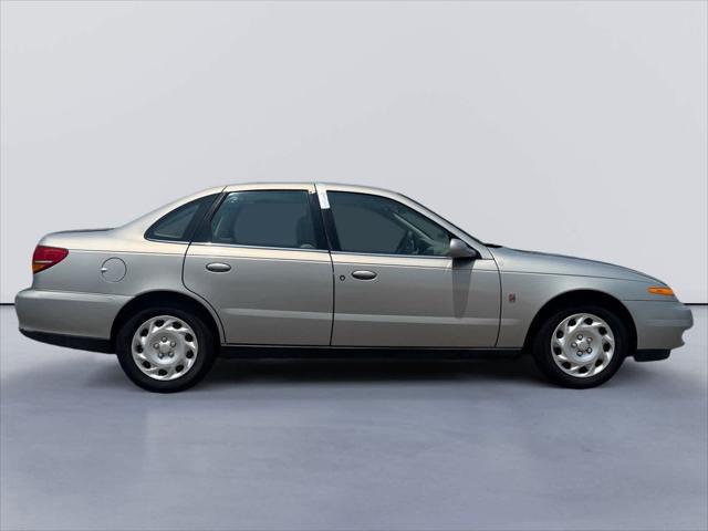 used 2000 Saturn LS car, priced at $3,999