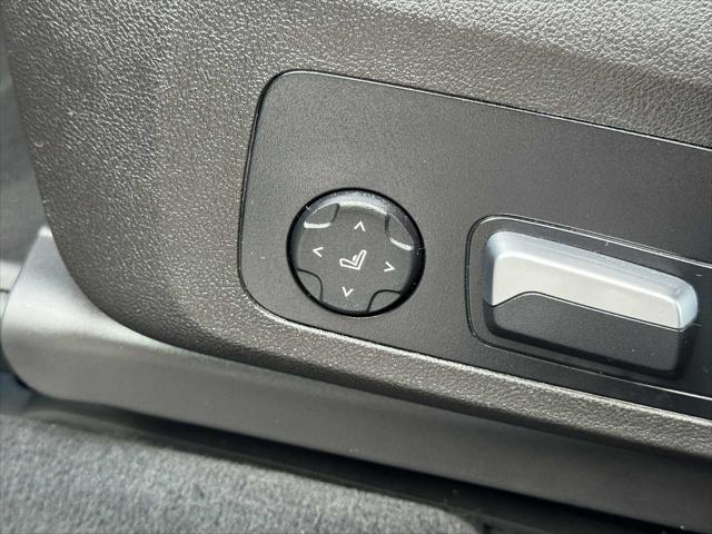 used 2023 BMW X3 car, priced at $37,988