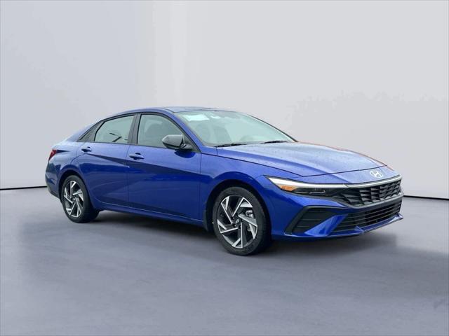 new 2025 Hyundai Elantra car, priced at $24,176