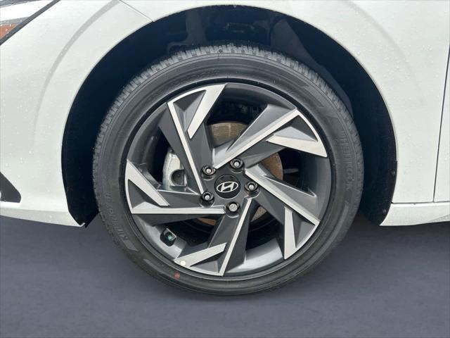 new 2025 Hyundai Elantra car, priced at $28,838