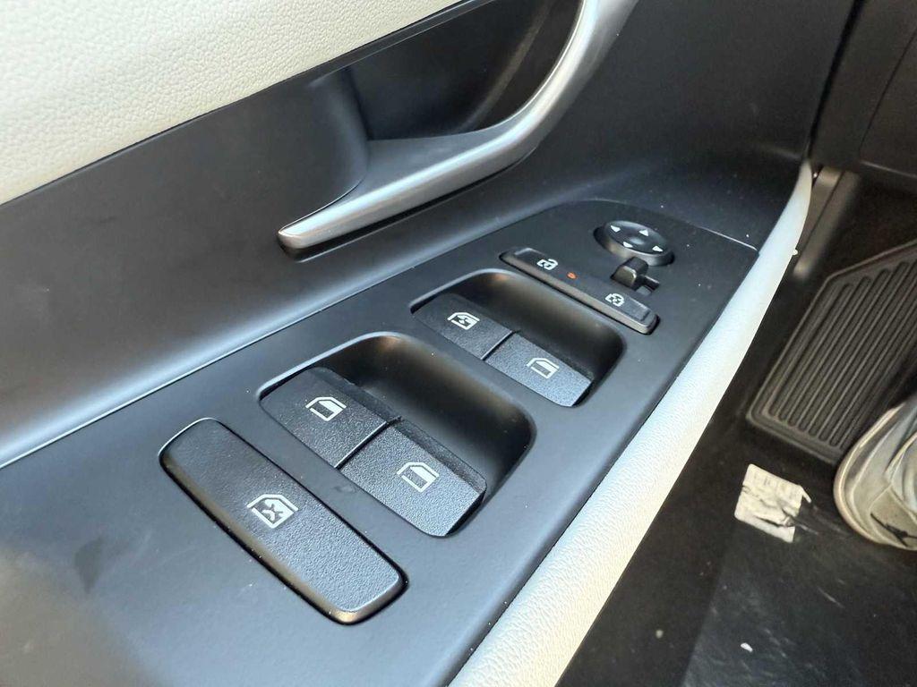 new 2025 Hyundai Elantra car, priced at $27,564