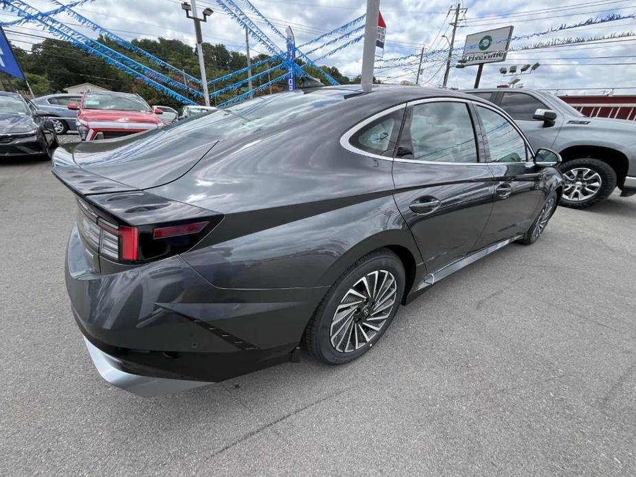 new 2024 Hyundai Sonata Hybrid car, priced at $37,862