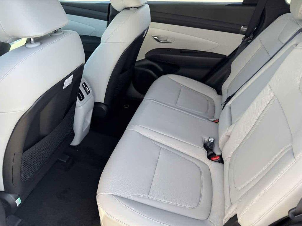 new 2025 Hyundai TUCSON Hybrid car, priced at $37,948