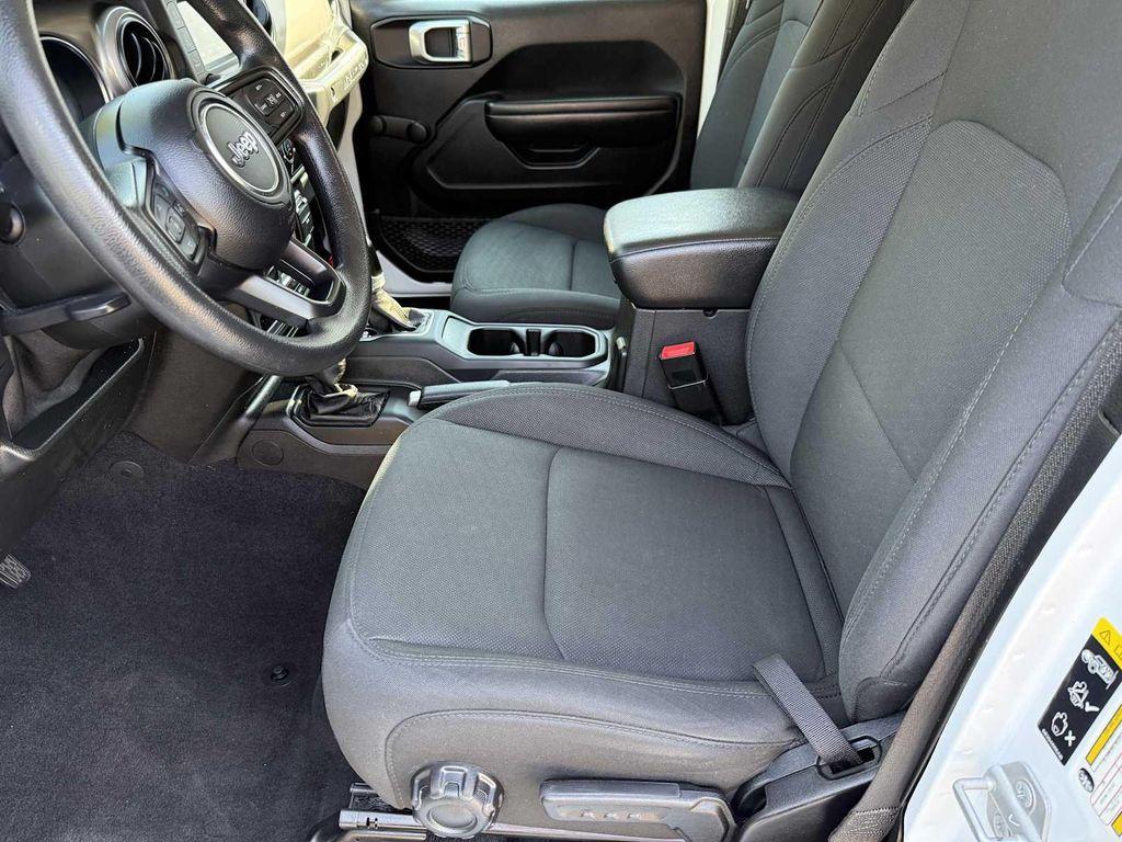 used 2021 Jeep Wrangler Unlimited car, priced at $26,100