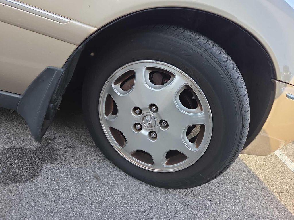 used 2000 Acura RL car, priced at $5,500