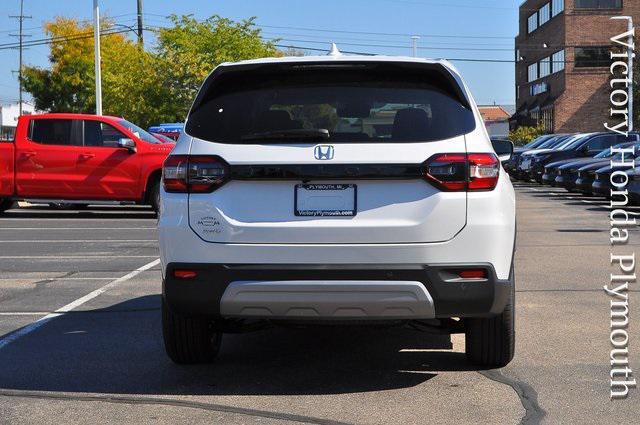 new 2025 Honda Pilot car, priced at $48,235