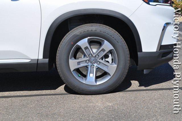 new 2025 Honda Pilot car, priced at $48,235