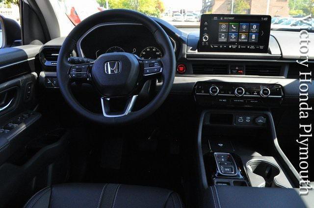 new 2025 Honda Pilot car, priced at $48,235