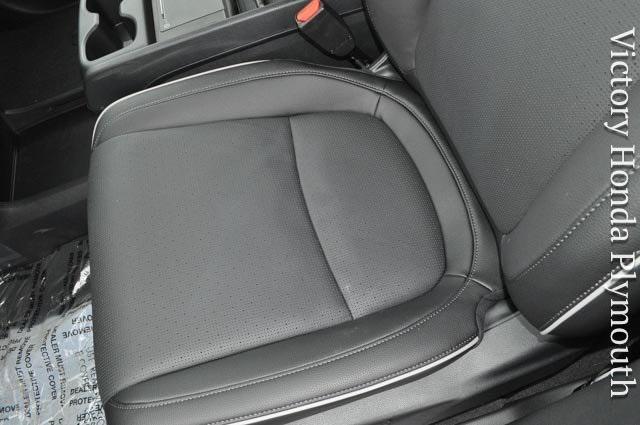 new 2025 Honda Odyssey car, priced at $52,630
