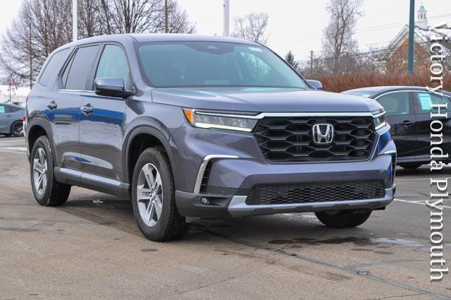 new 2025 Honda Pilot car, priced at $47,780