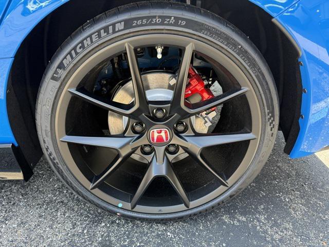 new 2025 Honda Civic Type R car, priced at $47,500